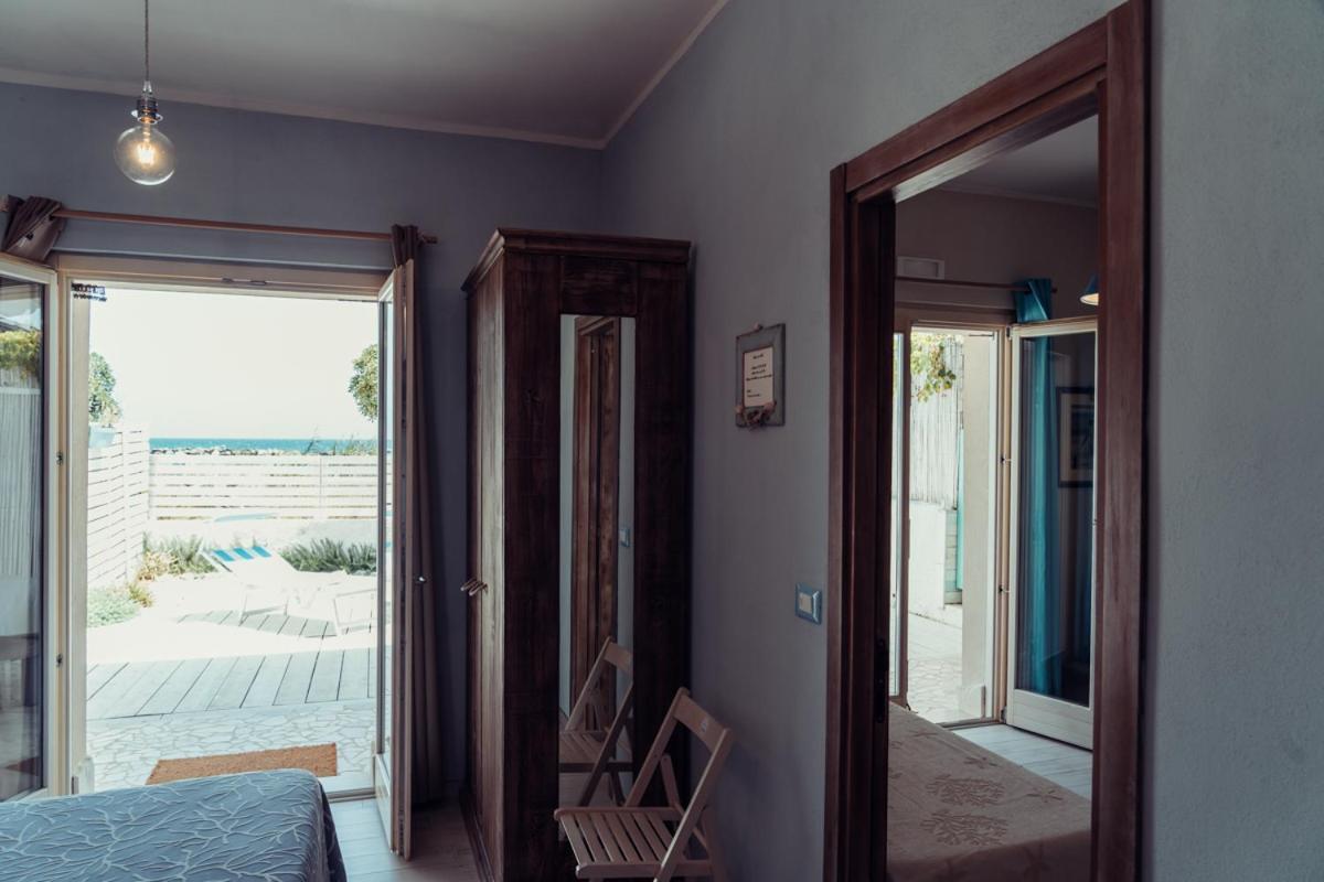 B&B Il Mare In Una Stanza Ортона Екстер'єр фото